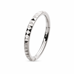 Pyramid Cut Outer Rim Clicker Ring